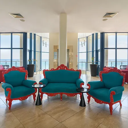 Hotell Azalia Balneo &