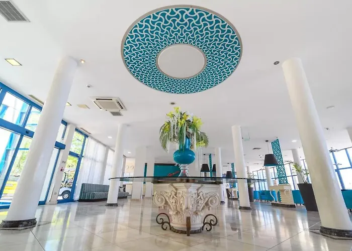 Hotel Azalia Balneo &