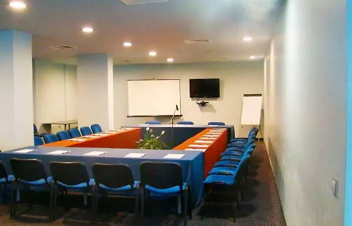 Hotel Azalia Balneo & 4*