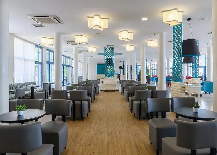 Hotel Azalia Balneo & St Constantin et Helena