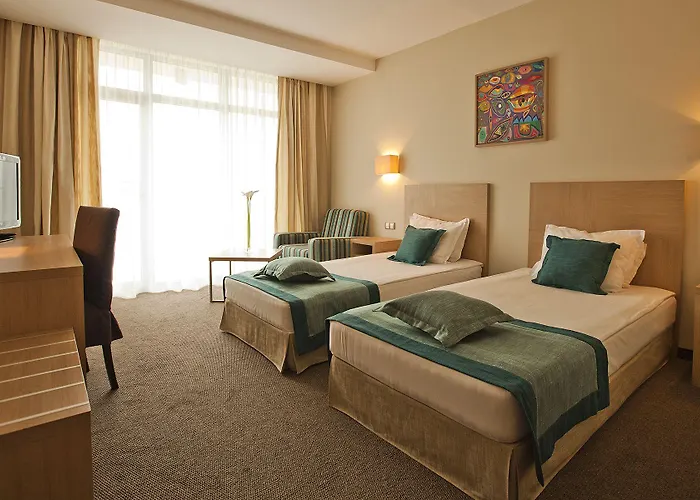 Hotel Azalia Balneo & St Constantin et Helena