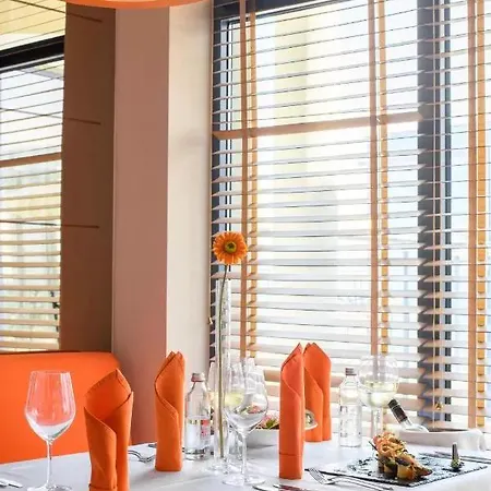 Azalia Balneo & סנט קונסטנטין והלנה