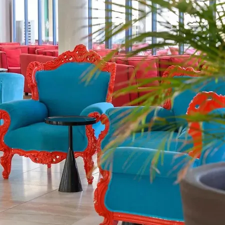 ホテル Azalia Balneo & セインツ・コンスタンティン＆ヘレナ