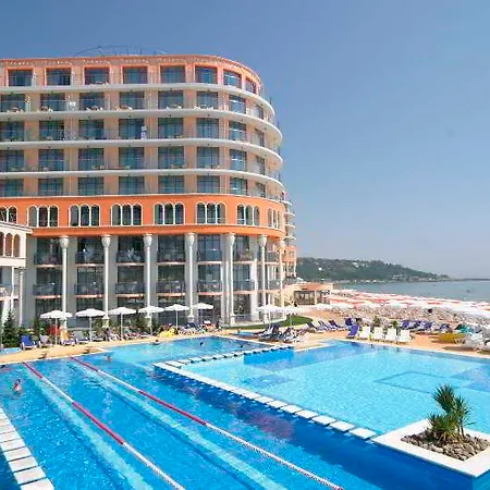 Azalia Balneo & セインツ・コンスタンティン＆ヘレナ