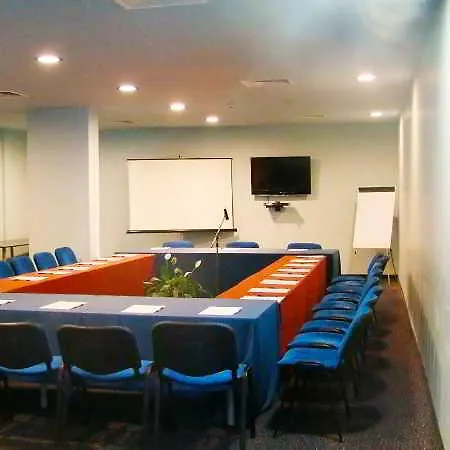 מלון Azalia Balneo & 4*