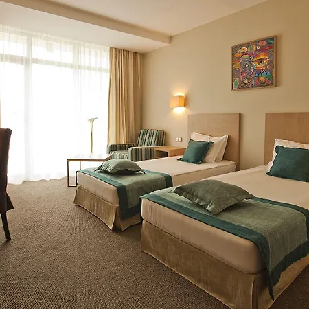 ホテル Azalia Balneo & セインツ・コンスタンティン＆ヘレナ