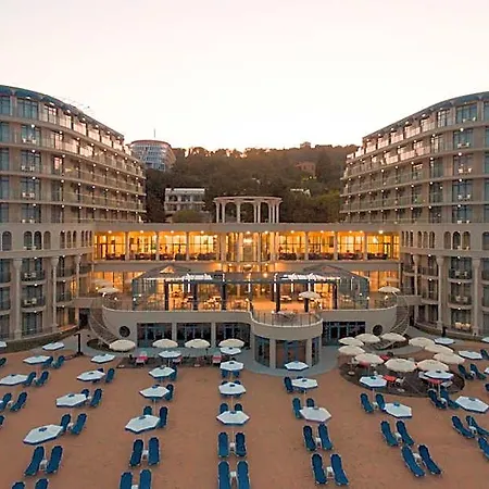 Hotell Azalia Balneo & 4*