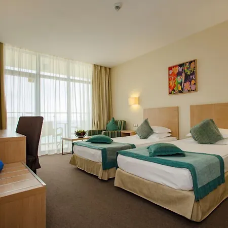 Hotel Azalia Balneo & 4*