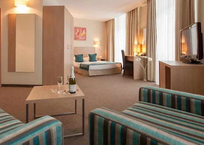 Hotel Azalia Balneo & Saints Constantine and Helena