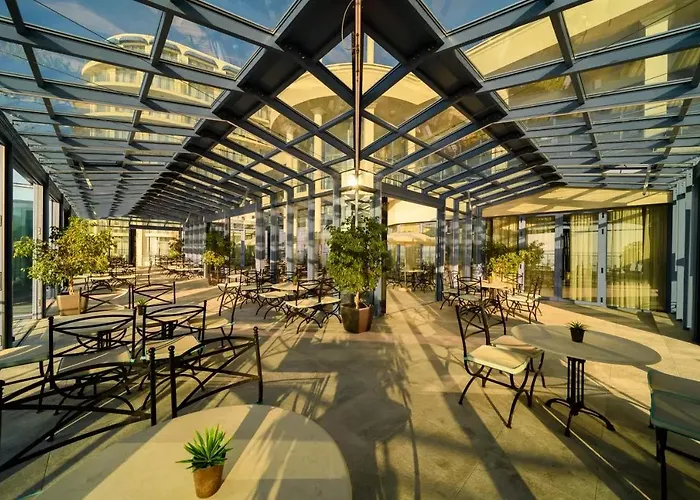 Hotel Azalia Balneo &