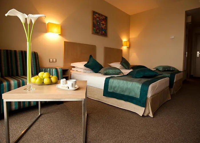 Azalia Balneo & 4* Saints Constantine and Helena