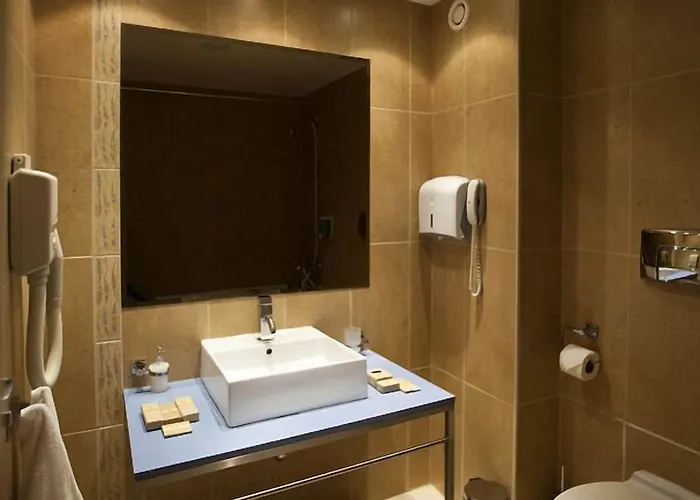 Azalia Balneo & Hotel